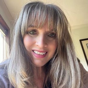 Meet your Posher, Deanna